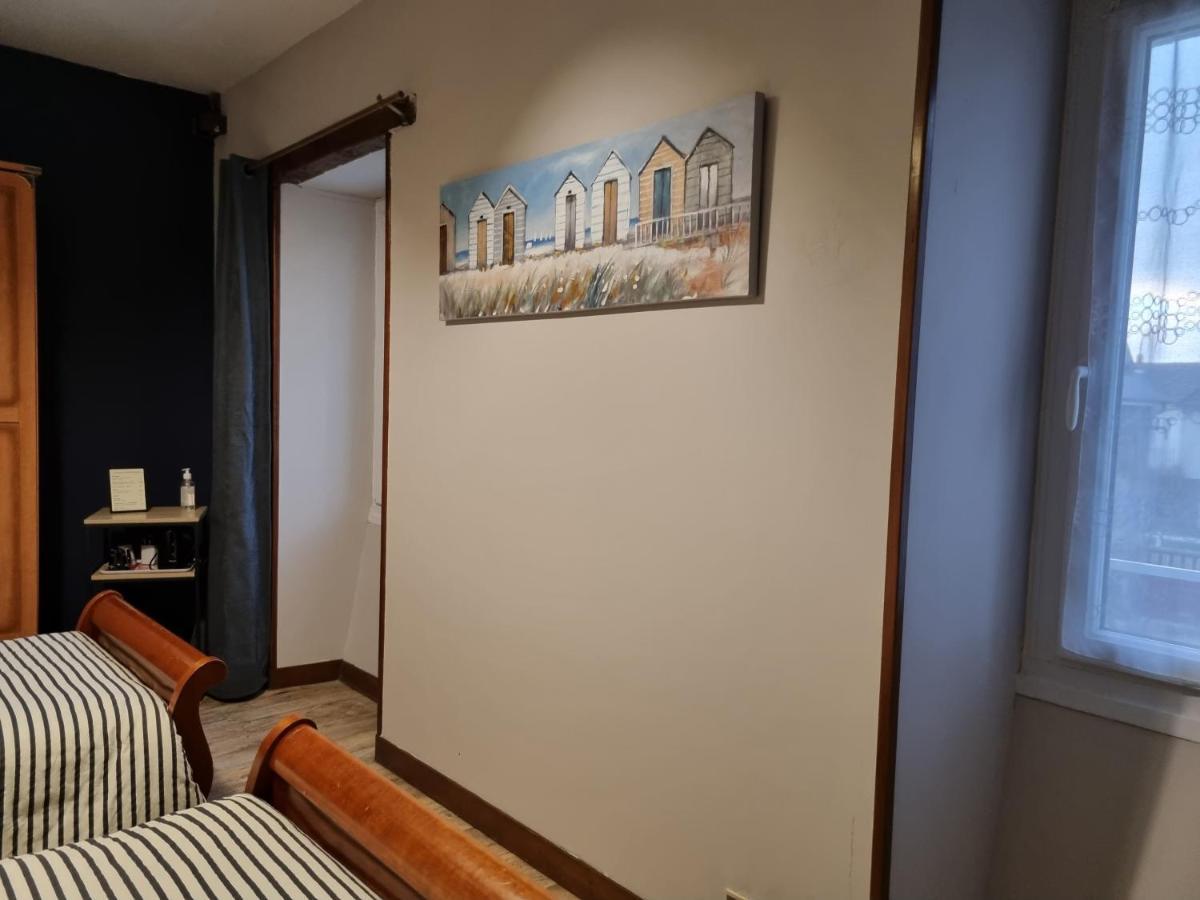 La Demeure De Cathy Bed and Breakfast Σαιν-Λο Εξωτερικό φωτογραφία